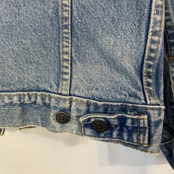 Vintage 1980s Levis Trucker Med Wash Blue Denim Jacket 70506-0216 Men's 36 - Picture 13 of 13